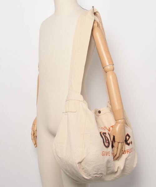 Revo.(レボ)の「REVO-Canvas News Paper Bag(ショルダーバッグ・メンズ・その他1/その他2・FREE)」の7枚目の写真