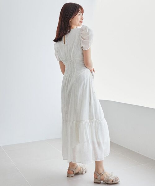 MAJESTIC LEGON(マジェスティックレゴン)の「サイドレースアップレディワンピース(ワンピース・レディース・ホワイト系その他2/ブラック系その他・MEDIUM)」の6枚目の写真