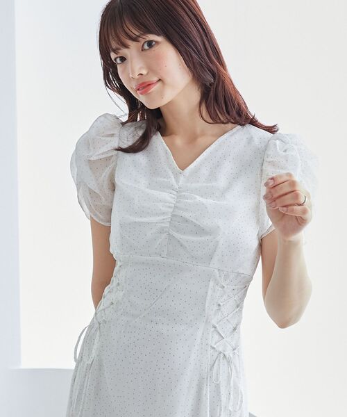 MAJESTIC LEGON(マジェスティックレゴン)の「サイドレースアップレディワンピース(ワンピース・レディース・ホワイト系その他2/ブラック系その他・MEDIUM)」の7枚目の写真