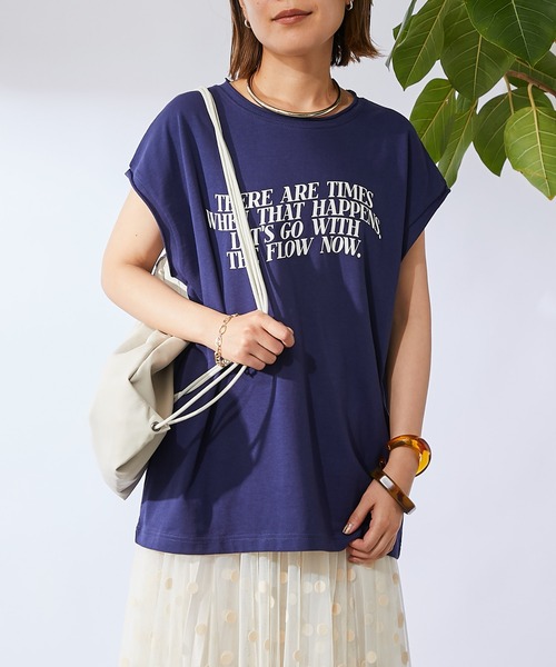 un dix cors(アンディコール)の「《1枚でも、インナーとしても◎》シルケット風ロゴTシャツ(Tシャツ/カットソー・レディース・オフホワイト/ネイビー・FREE)」の7枚目の写真