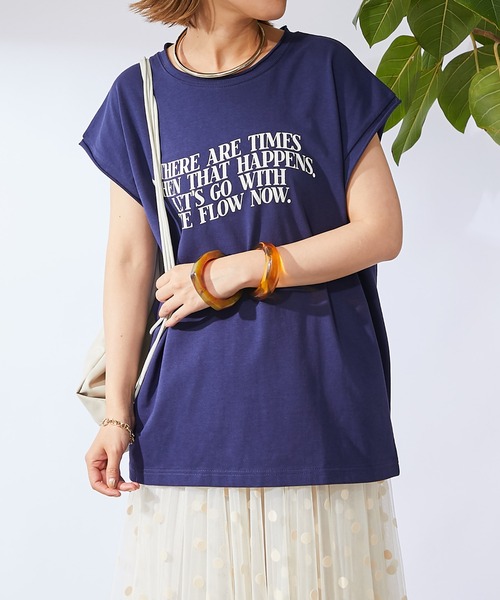 un dix cors(アンディコール)の「《1枚でも、インナーとしても◎》シルケット風ロゴTシャツ(Tシャツ/カットソー・レディース・オフホワイト/ネイビー・FREE)」の8枚目の写真