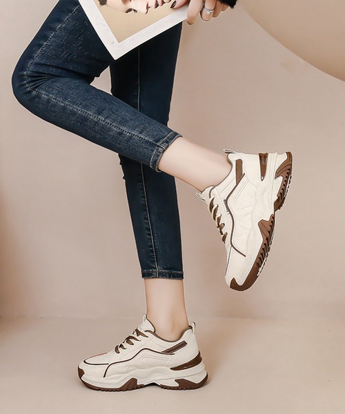 Lace Ladies(レースレディース)の「ダブルストラップ 配色 レースアップ 厚底 スニーカー(スニーカー・レディース・ブラック/ベージュ・22.5/23/23.5/24/24.5/ 25)」の19枚目の写真