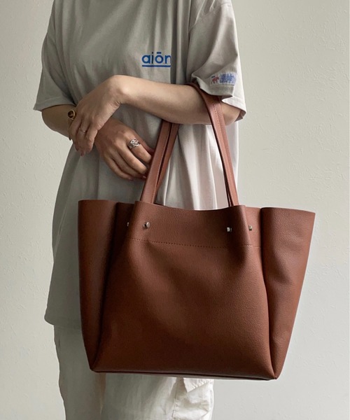 ap retro(アプレトロ)の「フェイクレザーバッグ【A4サイズ収納可】(ハンドバッグ・レディース・ベージュ/キャメル/オフホワイト/グレー/ブラック・FREE)」の5枚目の写真