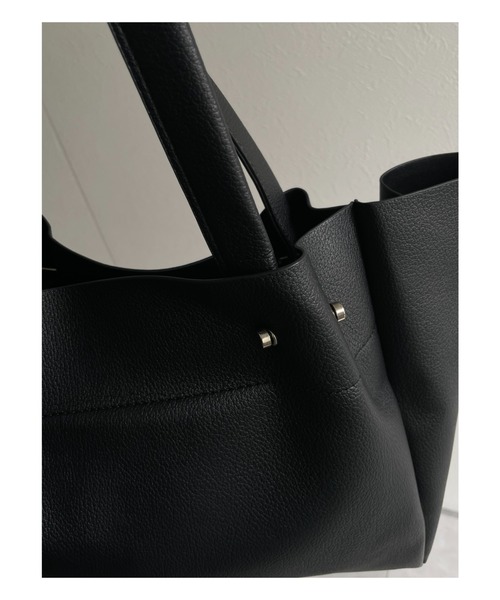 ap retro(アプレトロ)の「フェイクレザーバッグ【A4サイズ収納可】(ハンドバッグ・レディース・ベージュ/キャメル/オフホワイト/グレー/ブラック・FREE)」の17枚目の写真