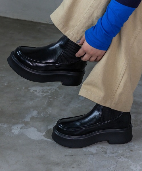 EVOL（イーボル）の「【EVOL】軽量ニット厚底ブーツ IX5540（ブーツ・レディース・ブラック/アイボリー・S/M/L/LL）」の3枚目の写真