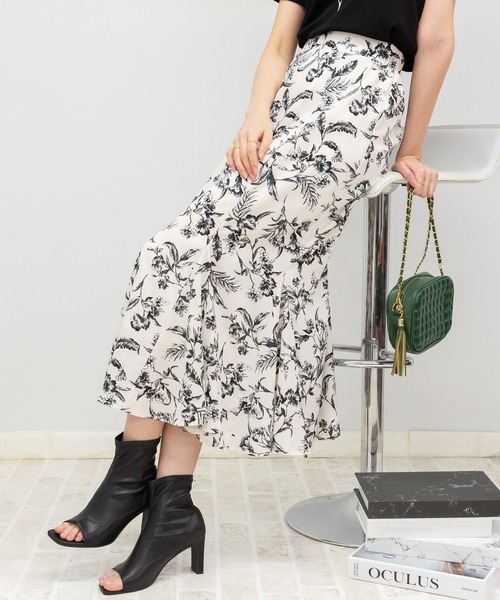 日本未入荷★Karen Millen 花柄マーメイドスカート 日本未入荷☆Karen Millen 花柄マーメイドスカート