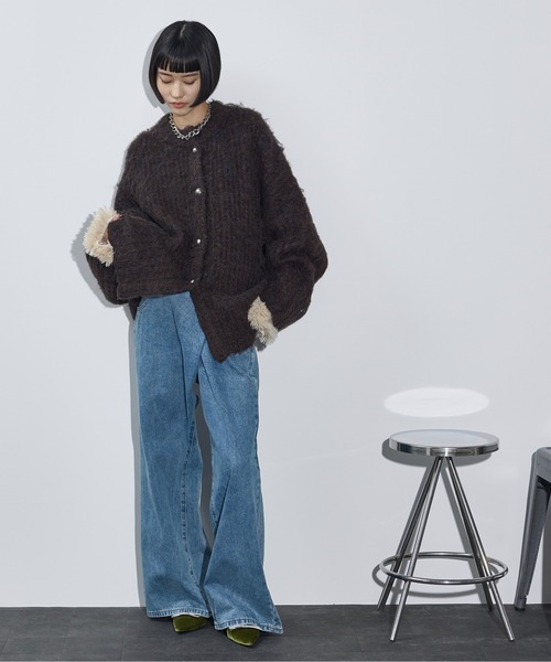 THE YOn（ザヨン）の「ベルスリーブエコファー切替カフトップス（Tシャツ/カットソー・レディース・レディッシュグレー/ブラック/アイボリー・FREE）」の10枚目の写真