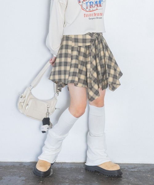 repipi armario（レピピ アルマリオ）の「チェックラップフウヘムスカート（スカート・キッズ・ブラック/グリーン/ベージュ/レッド/ブルー・SMALL/MEDIUM/LARGE）」の3枚目の写真