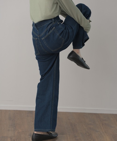 HUG.U(ハグユー)の「ハイライズデニムパンツ(デニムパンツ・レディース・インディゴブルー/ライトインディゴブルー/ブラック/ワンウォッシュ・S/M/L/XL)」の20枚目の写真