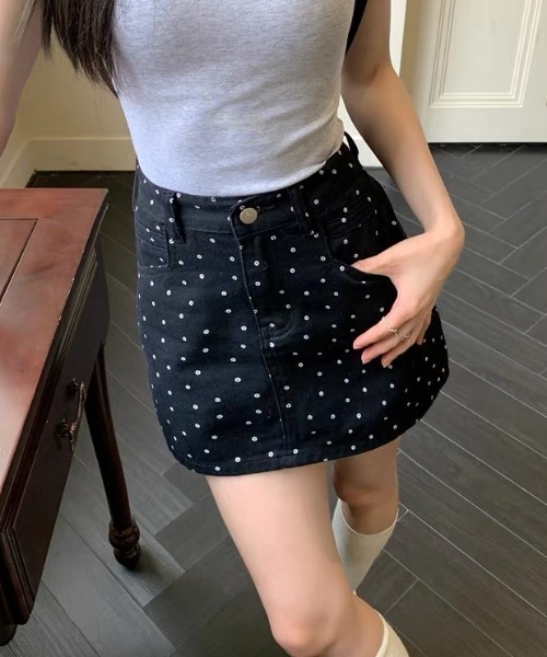 Achic(アシック)の「小花柄ミニスカート(デニムスカート・レディース・ブラック・S/M/L)」の20枚目の写真