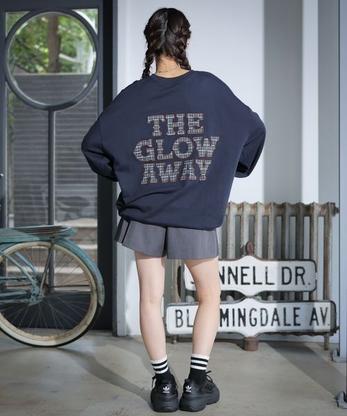 PBLIM（ページボーイリム）の「PBLIM/チェックロゴスウェット（スウェット・レディース・グレー/グリーン/ネイビー・LARGE/MEDIUM）」の11枚目の写真