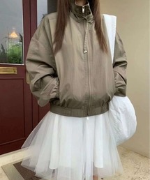 コンパクトブルゾン