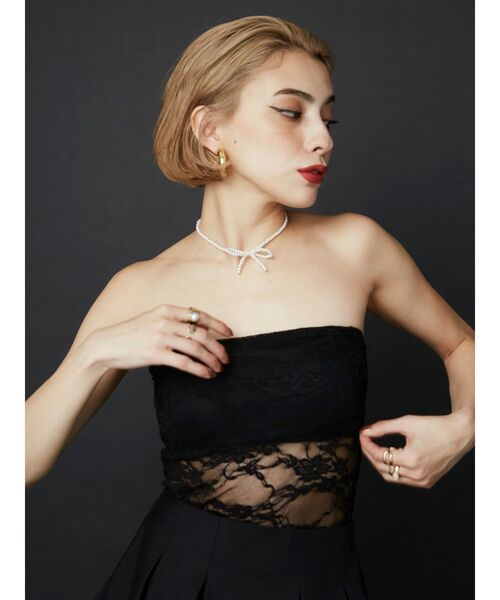 EVRIS（エヴリス）の「PEARL RIBBON CHOKER（チョーカー・レディース・ブラック/ホワイト・FREE）」の4枚目の写真