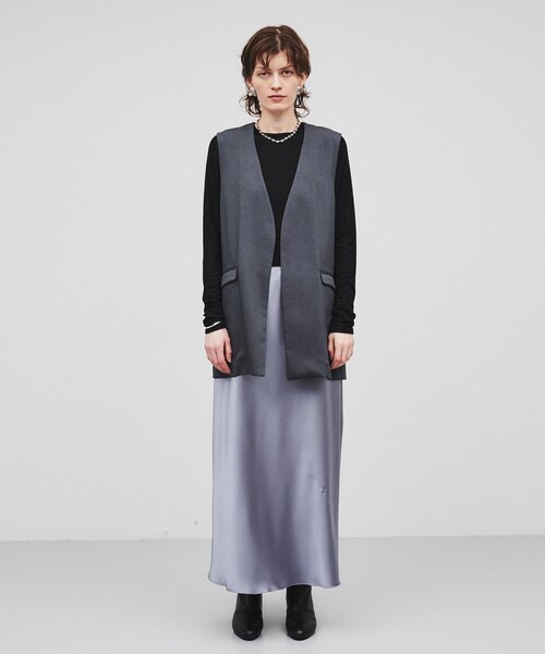 cloenc（クロエンス）の「◆【手洗い可】ラウンドネックカットソー（Tシャツ/カットソー・レディース・ライトグレー/ホワイト系/ブラック・02）」の11枚目の写真