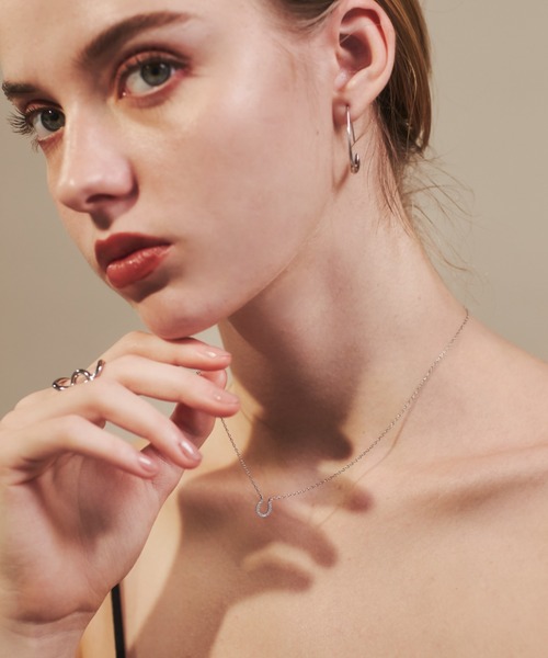 ciite'(シーテ)の「ホ-スシュービジューネックレス(ネックレス・レディース・ゴールド/シルバー/ピンクゴールド・FREE)」の18枚目の写真