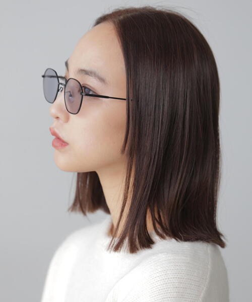 FREE'S MART（フリーズマート）の「◆細フレームサングラス（サングラス・レディース・ホワイト/ブラック・ﾌﾘ-）」の4枚目の写真