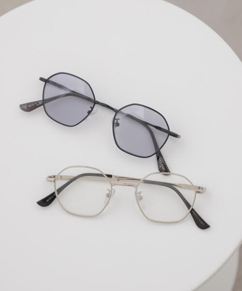 FREE'S MART（フリーズマート）の「◆細フレームサングラス（サングラス・レディース・ホワイト/ブラック・ﾌﾘ-）」の4枚目の写真