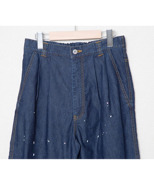 bedsidedrama（ベットサイドドラマ）の「COOLMAX Painter Two Tuck Jeans（デニムパンツ・レディース・ブルー/インディゴブルー・1/2）」の14枚目の写真