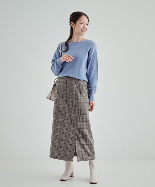 SHOO・LA・RUE（シューラルー）の「◆【S-LL/洗える/静電気軽減】アウトでも決まる もちもち ボートネック風ニット（ニット/セーター・レディース・ブルー/グレー/ブラック/ピンク系/アイボリー系2/ブラック系2・01/02/03/04）」の20枚目の写真