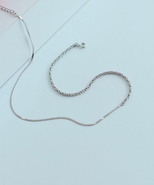 ADAM ET ROPE'(アダムエロペ)の「LES BIJOUX コンビチェーンネックレス(ネックレス・レディース・シルバー/ゴールド・FREE)」の3枚目の写真