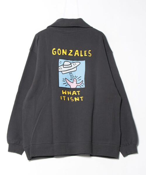 (What it isNt)ART BY MARKGONZALES(ワットイットイズント)の「【(What it isNt)ART BY MARKGONZALES / (ワットイットイズント) アートバイ マークゴンザレス】バックプリントハーフジップスウェットトレーナー(スウェット・メンズ・ホワイト/チャコールグレー/パープル・MEDIUM/LARGE/X-LARGE)」の5枚目の写真