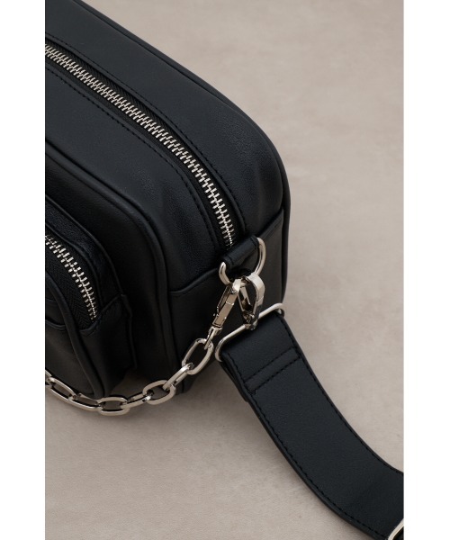 AZUL by moussy（アズールバイマウジー）の「アウトポケットスクエアショルダーバッグ（ショルダーバッグ・レディース・シルバー/ブラック・FREE）」の16枚目の写真