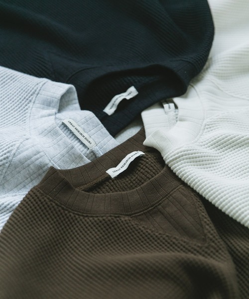 URBAN RESEARCH DOORS(アーバンリサーチドアーズ)の「『XLサイズ/WEB限定』『UR TECH』裏起毛ワッフルロングスリーブTシャツ(Tシャツ/カットソー・メンズ・ホワイト/ブラウン/ネイビー/ホワイト系その他・MEDIUM/LARGE/X-LARGE)」の7枚目の写真