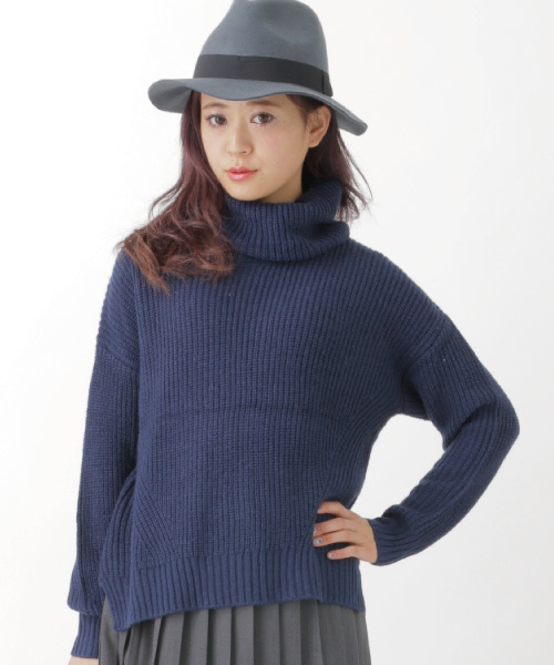 earth music&ecology（アースミュージックアンドエコロジー）の「【10カラー】ドロップショルダータートルプルオーバー（ニット/セーター・レディース・アイボリー/DK.Gray/ブラック/カーキ/ネイビー/ダークブルー/ワインレッド/キャメル/モスグリーン/LT.Gray・FREE）」の6枚目の写真