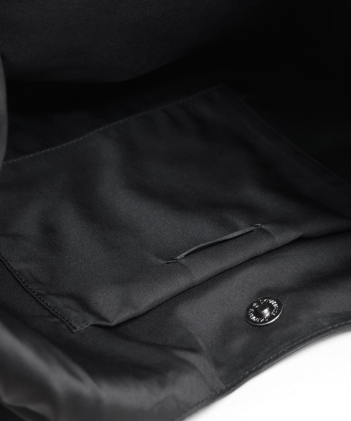 YArKA（ヤーカ）の「【YArKA/ヤーカ】 real leather 2way design marche  bag [wam5] / リアルレザー２ウェイデザインマルシェバッグ（トートバッグ・レディース・ブラック・FREE）」の11枚目の写真