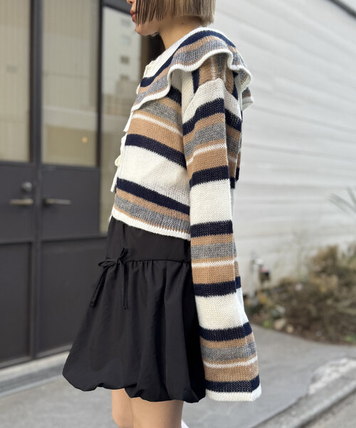 w closet(ダブルクローゼット)の「ボーダーラッフルカーディガン(カーディガン/ボレロ・レディース・サックスブルー/ピンク/アイボリー・FREE)」の6枚目の写真