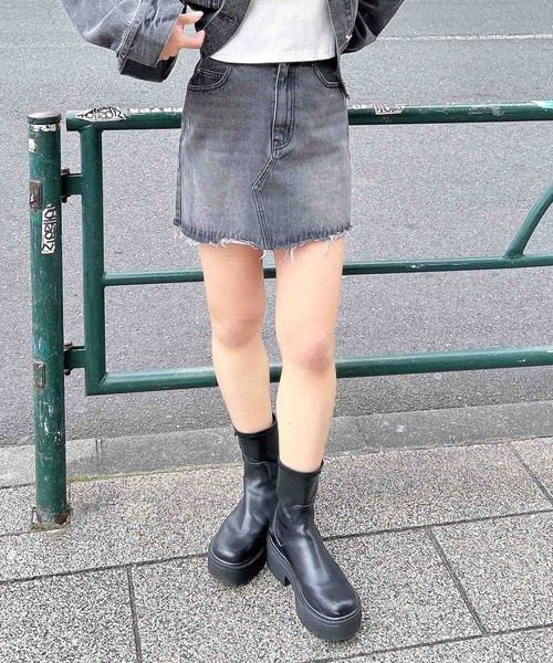 INGNI（イング）の「カットオフデニムスカート（デニムスカート・レディース・ブルー系その他/ブルー系その他3/グレー・FREE）」の9枚目の写真