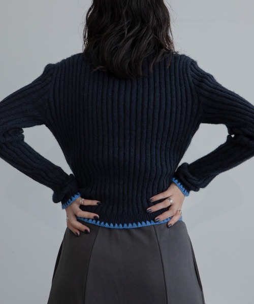 VACANCY（ヴァカンシー）の「配色ステッチニットカーディガン/新色追加（カーディガン/ボレロ・レディース・ブルー/ネイビー/ボルドー/グレー/ブラック/イエロー・FREE）」の20枚目の写真