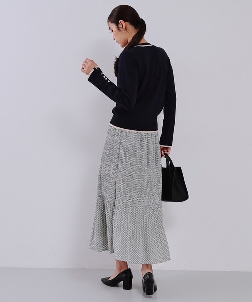 OPAQUE.CLIP（オペークドットクリップ）の「配色ラインニット/アンサンブル対応【洗濯機洗い可】（ニット/セーター・レディース・ネイビー/イエロー系その他/ライトベージュ・36/38/40/42）」の11枚目の写真