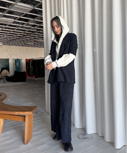 り*こ様 AMERI NUDE SHEER REVERSIBLE HOODIE Ameri（アメリ）の「NUDE SHEER REVERSIBLE HOODIE（パーカー）」 - WEAR