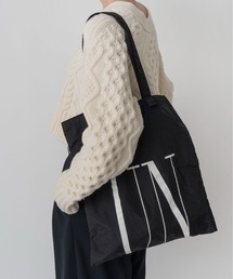 LE VERNIS（ル・ベルニ）の「LE VERNIS(ル・ベルニ)《A4サイズ対応》撥水Tote bag -UN-（トートバッグ）」