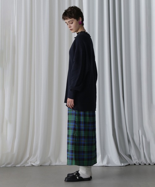 ROSE BUD(ローズバッド)の「(CREOLME)キーネックオーバースウェット(スウェット・レディース・ベージュ/ネイビー・ONE SIZE)」の17枚目の写真