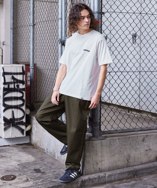 Dickies（ディッキーズ）の「Dickies 天竺バック刺繍プリントクルーネック半袖Tシャツ（Tシャツ/カットソー・メンズ・ネイビー/ブラック/ホワイト/ダークグリーン・LL/M/L）」の9枚目の写真