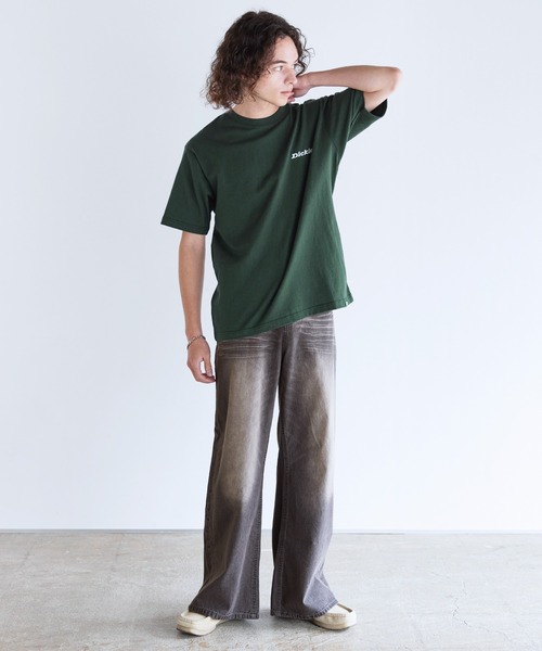 Dickies（ディッキーズ）の「Dickies 天竺バック刺繍プリントクルーネック半袖Tシャツ（Tシャツ/カットソー・メンズ・ネイビー/ブラック/ホワイト/ダークグリーン・LL/M/L）」の21枚目の写真