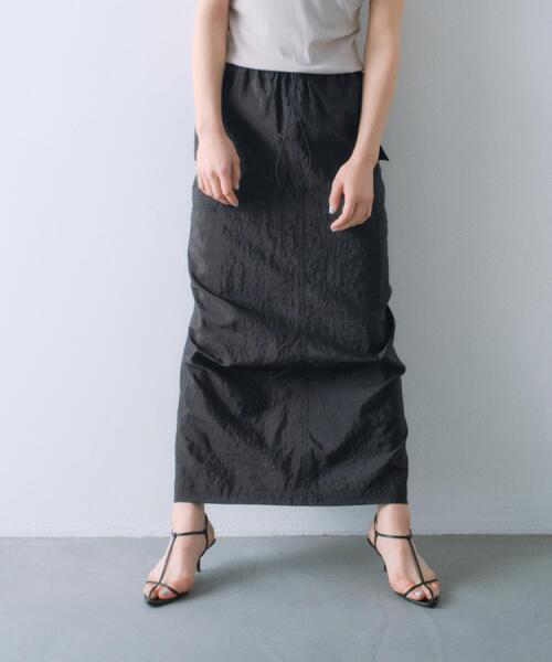 CODE A（コードエー）の「nylon utility skirt（スカート・レディース・グレー/ブラック・36/38）」の3枚目の写真