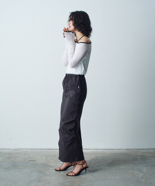 CODE A（コードエー）の「nylon utility skirt（スカート・レディース・グレー/ブラック・36/38）」の11枚目の写真