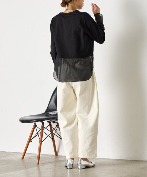 Jena espace merveilleux（ジェナ　エスパスメルヴェイユ）の「【ご好評の為再入荷！】裾袖口切替シアーカットソー（Tシャツ/カットソー・レディース・オフホワイト/ブラック/ベージュ/ブルー系その他・FREE）」の17枚目の写真