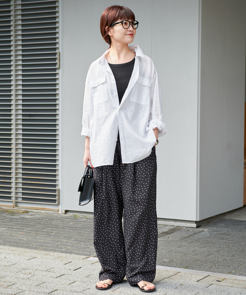 Spick & Span（スピックアンドスパン）の「手洗い可 / コットンリネンユーティリティーシャツ（シャツ/ブラウス・レディース・チャコールグレー/ホワイト系その他/ベージュ/カーキ・FREE）」の21枚目の写真