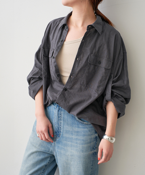 夏の名品『リネンシャツ』着こなし10連発！｜Spick & Span