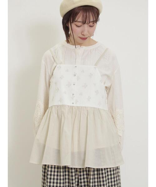 Samansa Mos2(サマンサ モスモス)の「バイカラー花刺繍ビスチェ(シャツ/ブラウス・レディース・ブラック/サックスブルー/オフホワイト/ベージュ・F)」の17枚目の写真