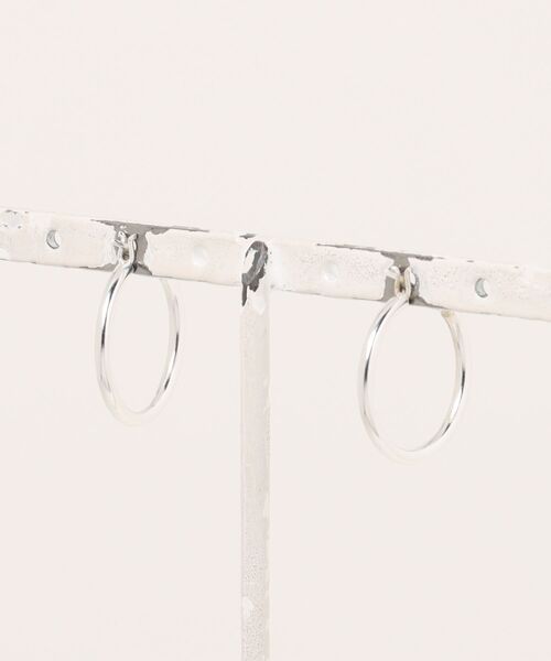 Pledge(プレッジ)の「【RS】【Pledge】 Silver 925 Hoop Earrings(ピアス(両耳用)・レディース・シルバー・FREE)」の2枚目の写真
