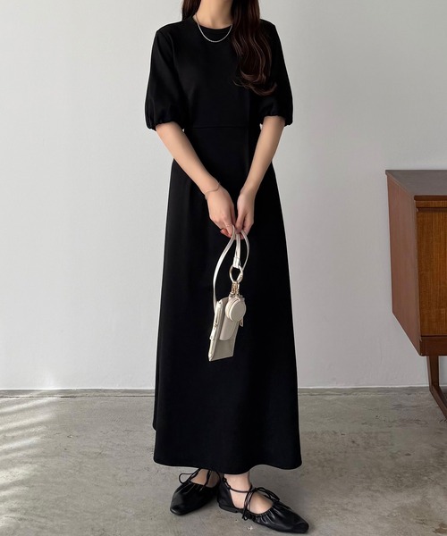 RED VALENTINO　透かし編みワンピース　パフスリーブ　リボン　黒　S RED VALENTINO 透かし編みワンピース パフスリーブ リボン 黒 S