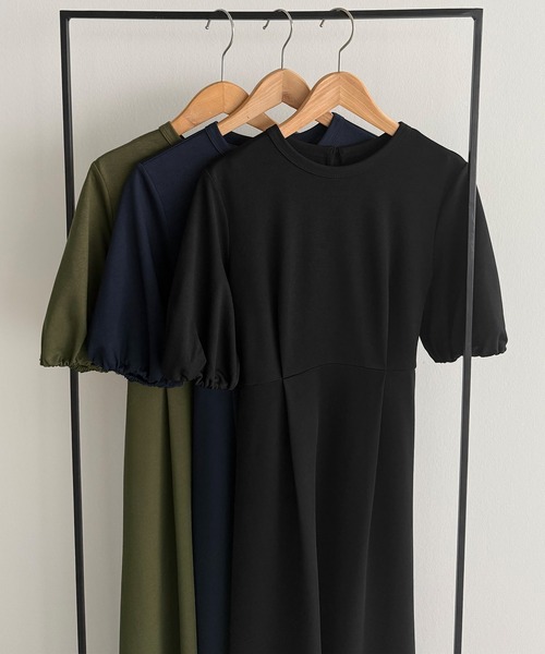 callautia(カラウティア)の「パフスリーブバックリボンカットソーワンピース(ワンピース・レディース・ネイビー/ブラック/カーキ・SMALL/MEDIUM/LARGE)」の18枚目の写真