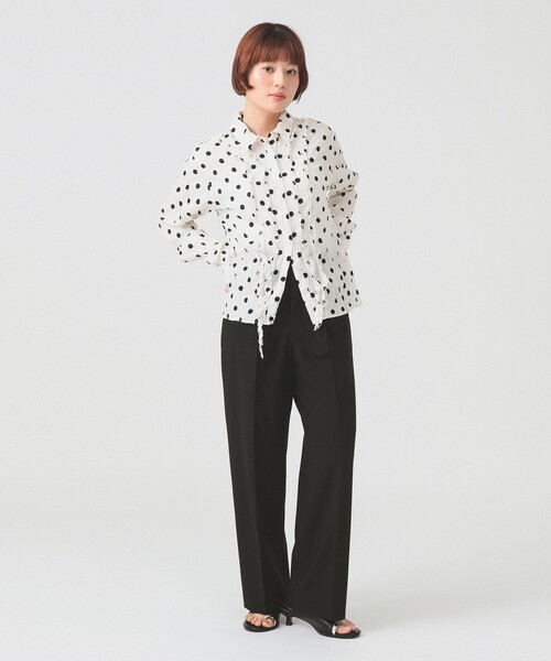 Ray BEAMS(レイビームス)の「1タック ストレート パンツ(スラックス・レディース・シルバー/ブラック・0/1)」の3枚目の写真