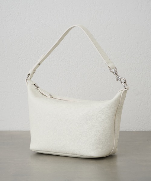 IACUCCI（イアクッチ）の「ジェンツィアーナ CERVO（ショルダーバッグ