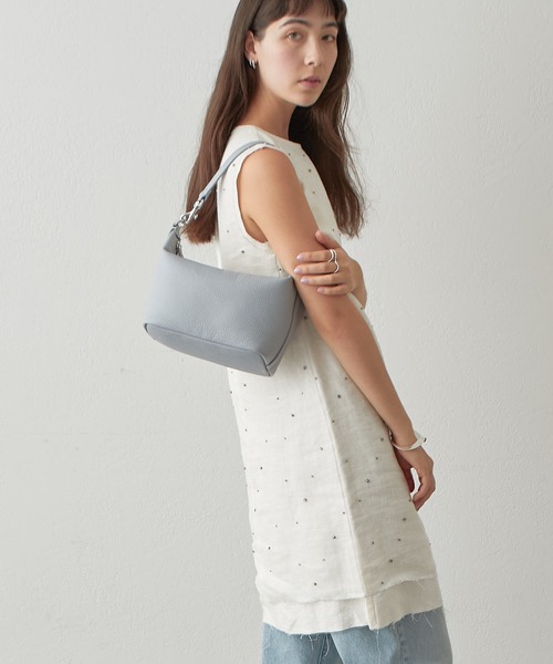 IACUCCI ブルーショルダーバッグ IACUCCI（イアクッチ）の「【IACUCCI】メッシュミニショルダー
